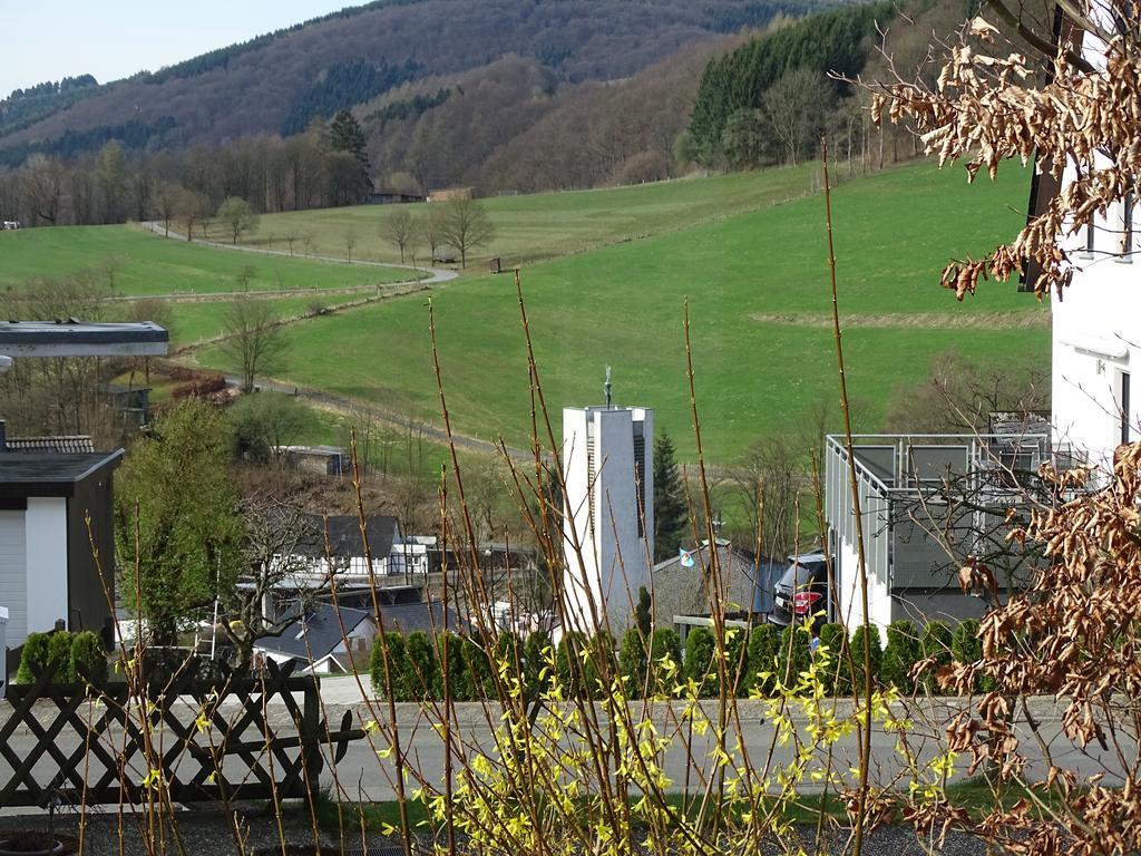 Familie Hotel Kameleon Elleringhausen Esterno foto