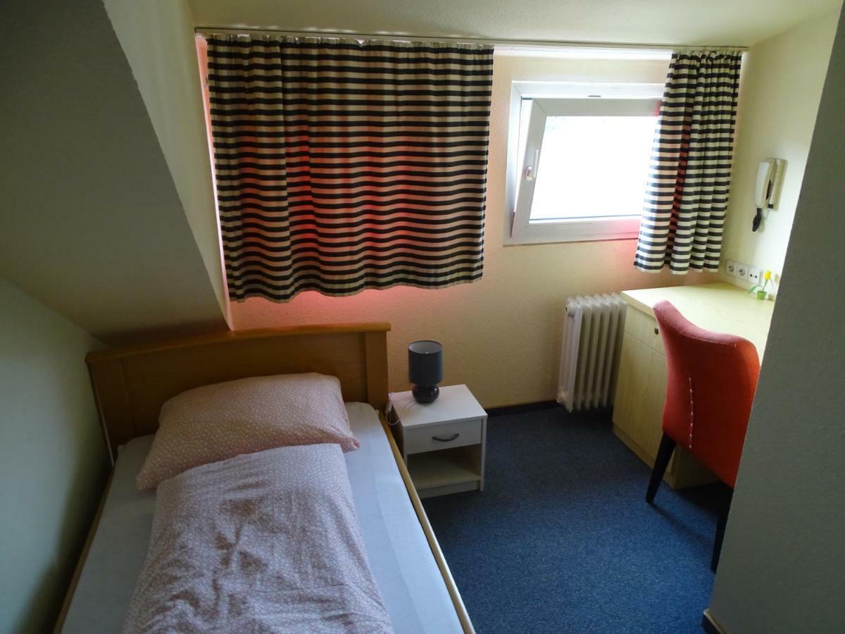 Familie Hotel Kameleon Elleringhausen Esterno foto